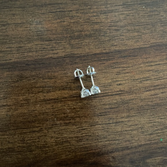 Macys diamond earrings - Picture 5 of 9